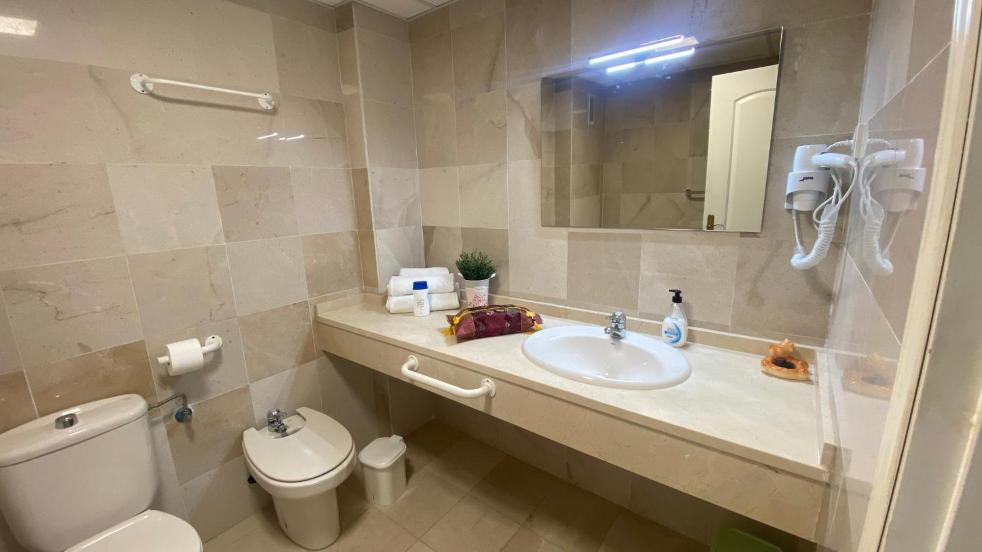 Apartamento Carihuela Plaza Del Remo Torremolinos Exterior foto