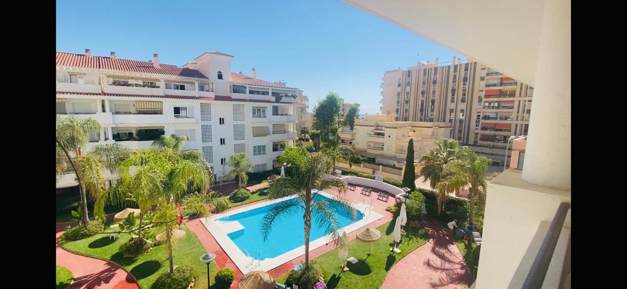 Apartamento Carihuela Plaza Del Remo Torremolinos Exterior foto